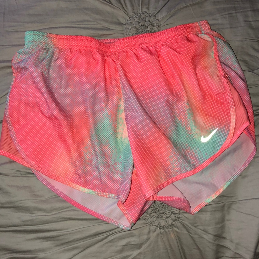 Nike drifit tempo shorts